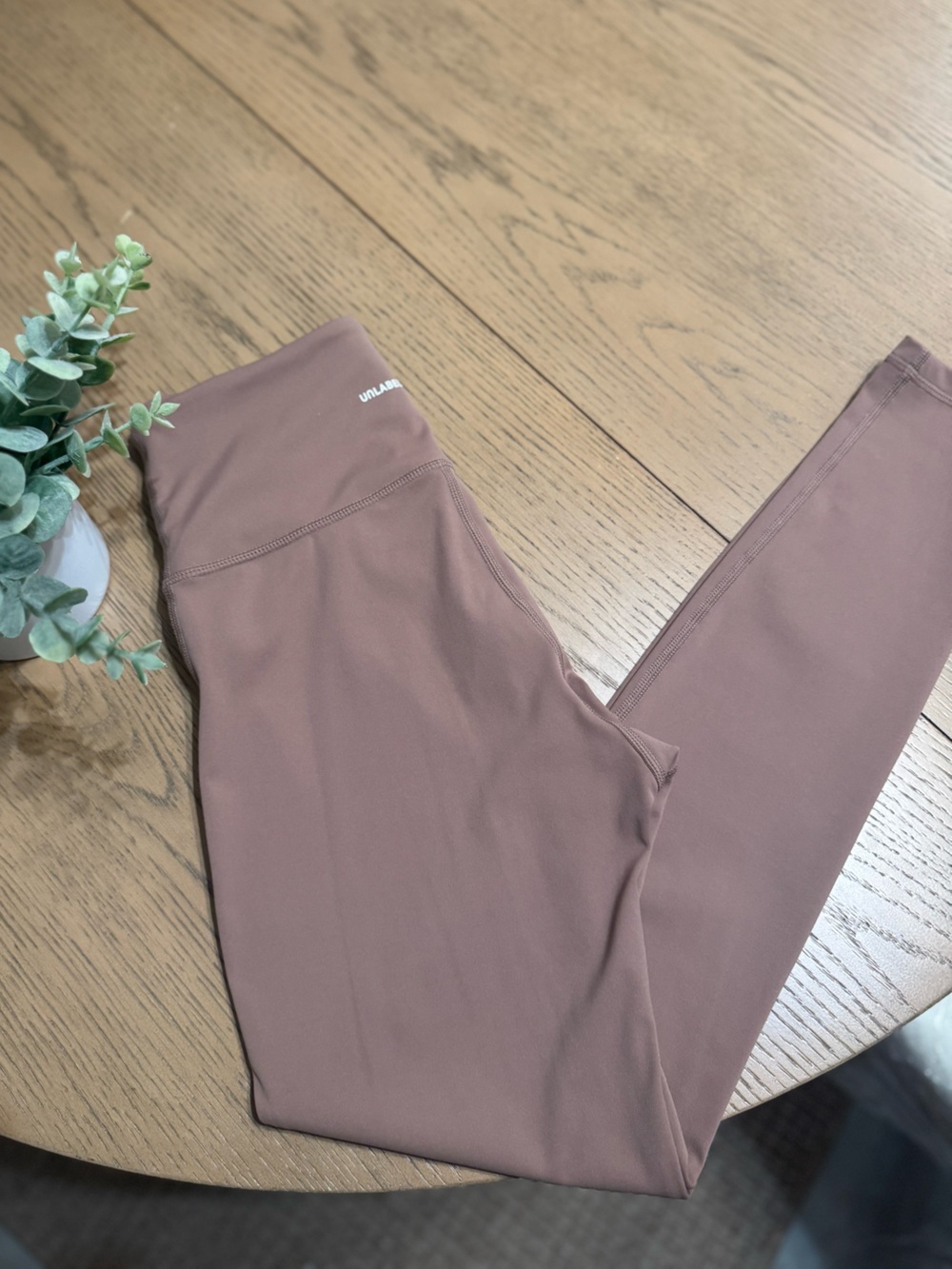 UNLABELED High Rise Performance Leggings Mauve Taupe Yoga Activewear Size Small